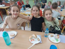 Rok szkolny 2023-2024 - 18 - Zdrowa lekcja w klasie 1C